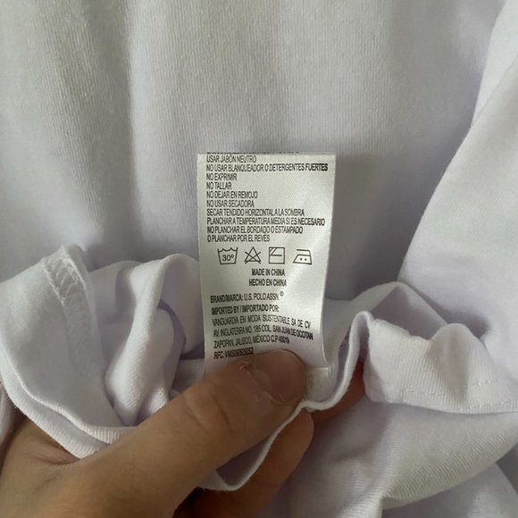 U.S. Polo ASSN. White V-Neck Men's Long Sleeve Shirt (Medium) - Picture 10 of 10